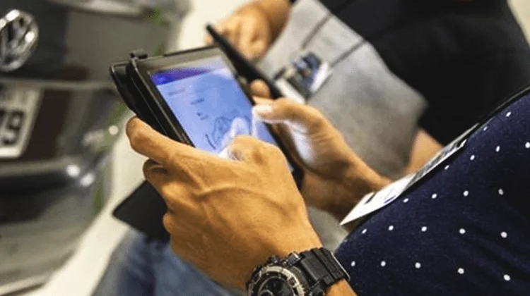 Profissionais da Volkswagen recebem treinamento com aplicativo desenvolvido pela Tec Mobile para o lançamento do novo sedã Virtus