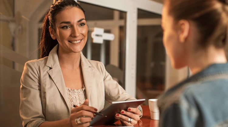 5 vantagens que um sistema digital traz para a recepção de eventos Recepção de eventos